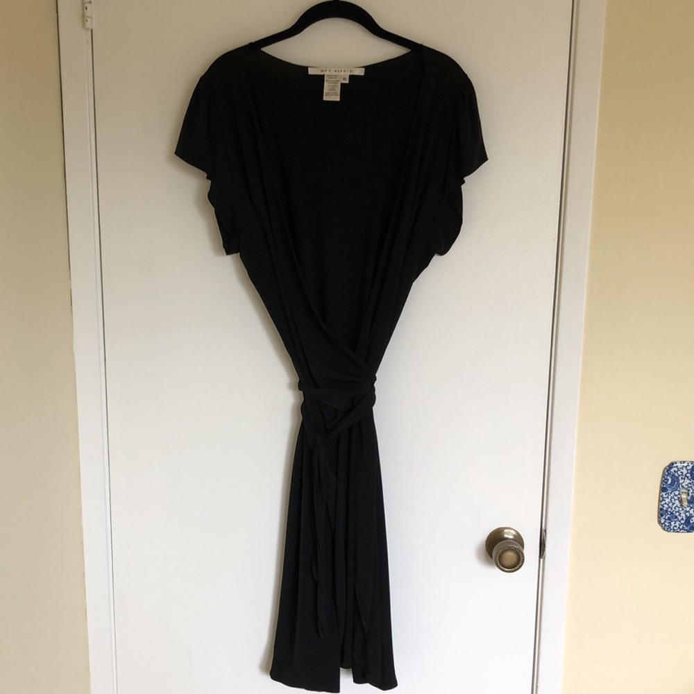 MAX STUDIO•Slinky Wrap Dress - Picture 8 of 8